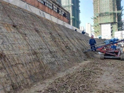 库伦建筑边坡支护
